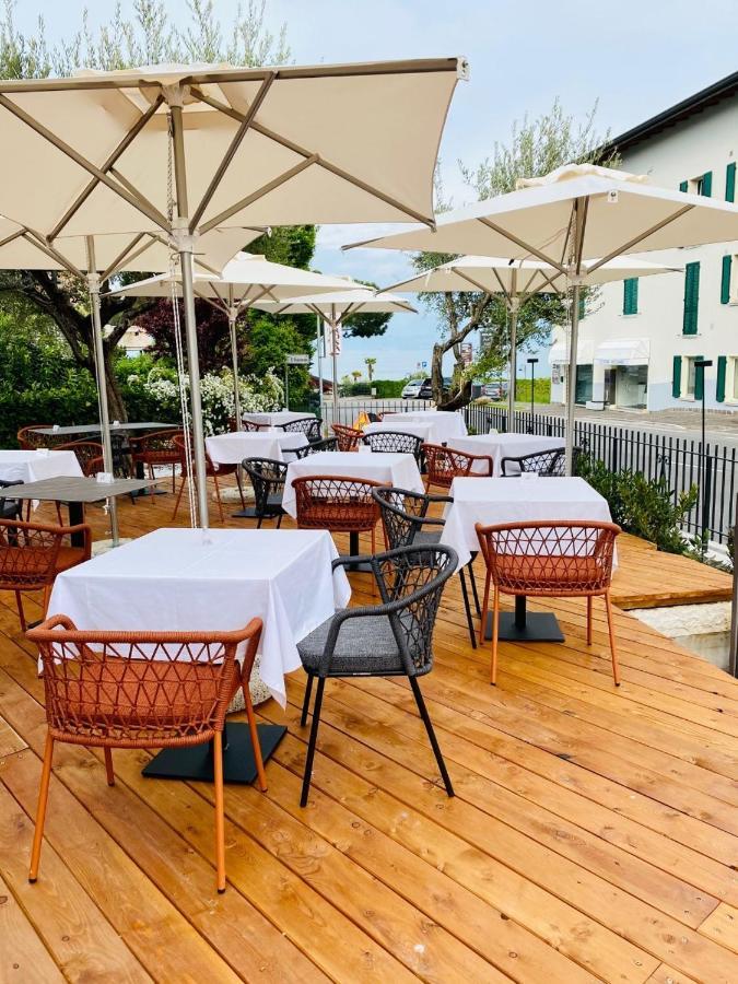 סירמיונה Hotel Marolda מראה חיצוני תמונה