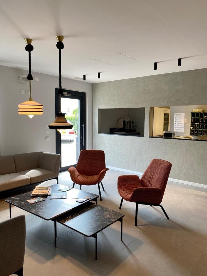 סירמיונה Hotel Marolda מראה חיצוני תמונה