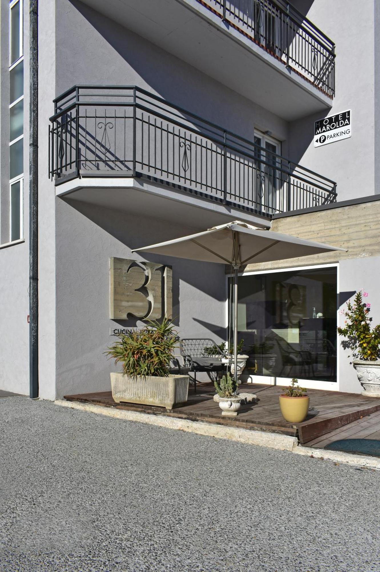סירמיונה Hotel Marolda מראה חיצוני תמונה